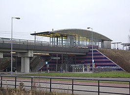 Het metrostation van de noordzijde gezien