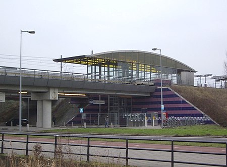 Metrostation Henk Sneevliet