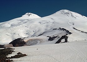 Güneydoğudan Elbrus Dağı.JPG
