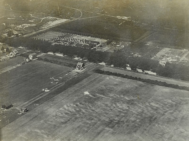 File:NIMH - 2011 - 9902-01-01 - Aerial photograph of Soesterberg, The Netherlands.jpg