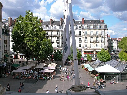 Comment aller à Place Du Commerce en transport en commun - A propos de cet endroit