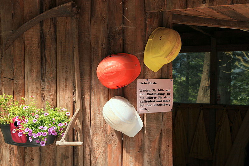 File:Neuenbürg - Besucherbergwerk Frischglück 13 ies.jpg