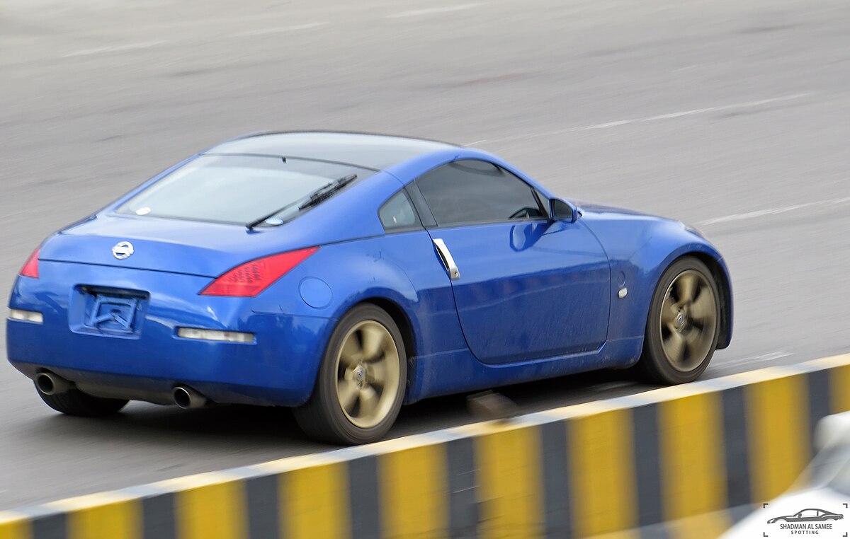 Nissan 350z Blue