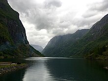 Norway - Fjord (37761819846).jpg