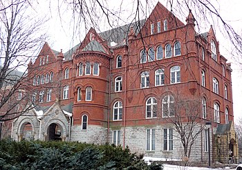 Old Main, Macalester College.JPG