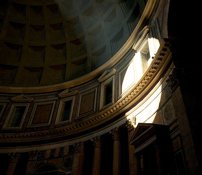 File:Pantheon-light from the Oculus-Rome (2013).jpg
