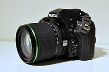 SMC Pentax-DA 18-135mm F3.5-5.6 ED AL -IF- DC WR lens.jpg ile Pentax K-3