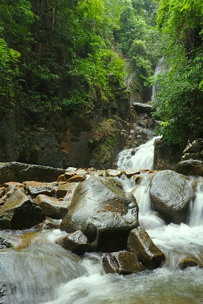 File:Phlio Waterfall in Rainy Day.jpg