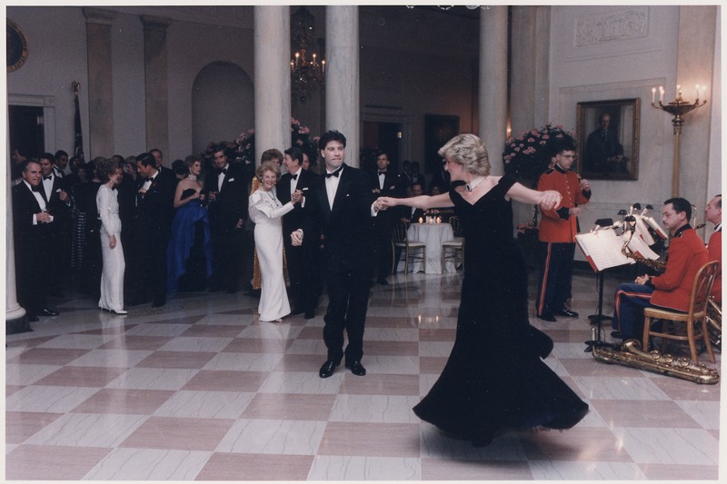 File:Photograph of Princess Diana dancing with John Travolta at a White House dinner for the Prince and Princess of Wales - NARA - 198569.tif