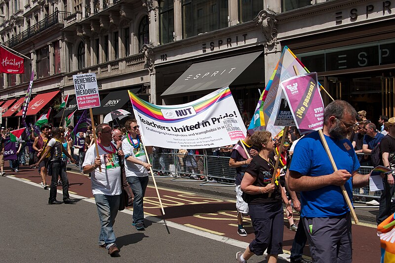 File:Pride in London 2013 - 068.jpg