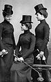Принцеса Герміна (праворуч) з сестрами Еммою і Кароліною (1905).