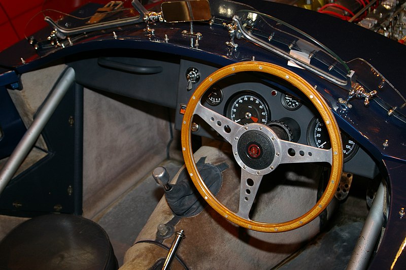 File:Rétromobile 2008 (46).jpg