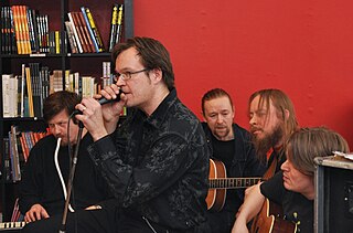 <span class="mw-page-title-main">Radiopuhelimet</span> Finnish alternative rock band