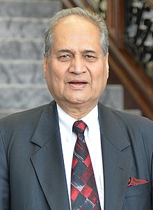 Rahul Bajaj, styreleder, Bajaj Auto, India, medformann for Global India Business Meeting (14513204904) (beskjært).jpg