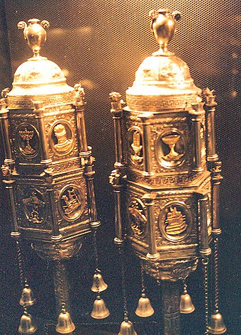 Rings on the Scroll of Law in the museum