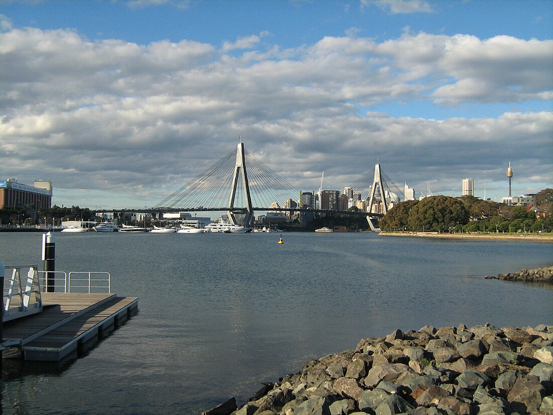 Rozelle Bay