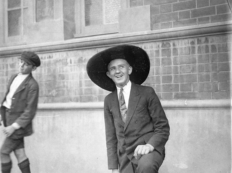 File:SLNSW 10324 Unidentified young man in wide brimmed Akubra hat at the Australian Manufacturers Exhibition.jpg