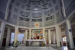 SN-dakar-cathedr-altar.jpg