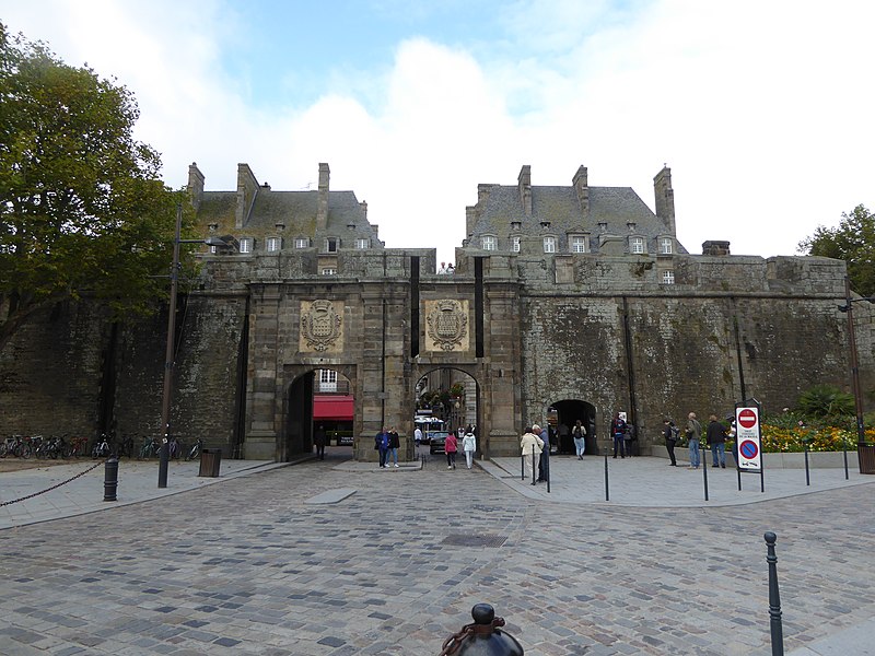 File:Saint-Malo la Porte Saint-Vincent.jpg