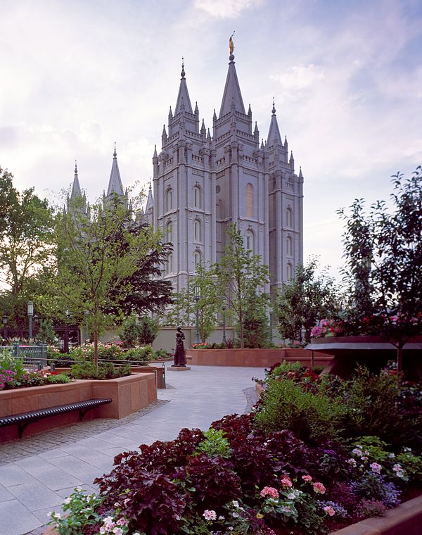 The Salt Lake Temple, operated by the Church of Jesus Christ of Latter-day Saints, is the church's best-known temple. Located in Salt Lake City, Utah,