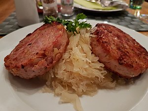 Saumagen mit Sauerkraut