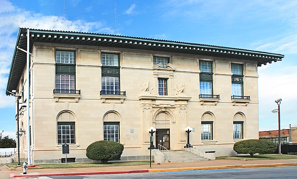 Image: Shermancourthouse 1