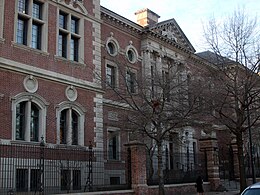 Università Della Pennsylvania: Storia e attualità, La facoltà di giurisprudenza (Penn Law), Lauder Institute