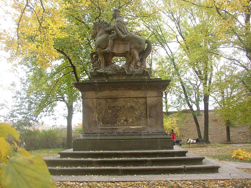 File:St Wenceslas by Jan Jiri Bendl Vysehrad Prague CZ 802.jpg