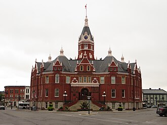 New city hall in 2015 Stratford City Hall, Downtown Stratford, Ontario (21849036371).jpg