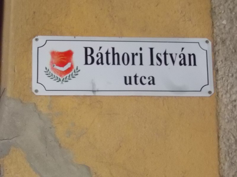 File:Street sign, Báthori Street, 2017 Abony.jpg