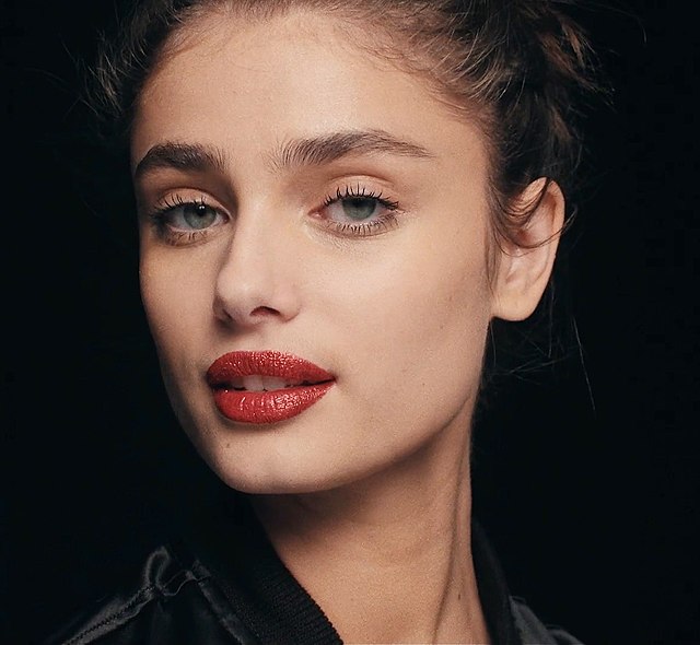 Model Taylor Hill on Her Career, Style, & Identity - Coveteur