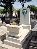 Tombe Isnard Desjardins, Montparnasse temető.jpg