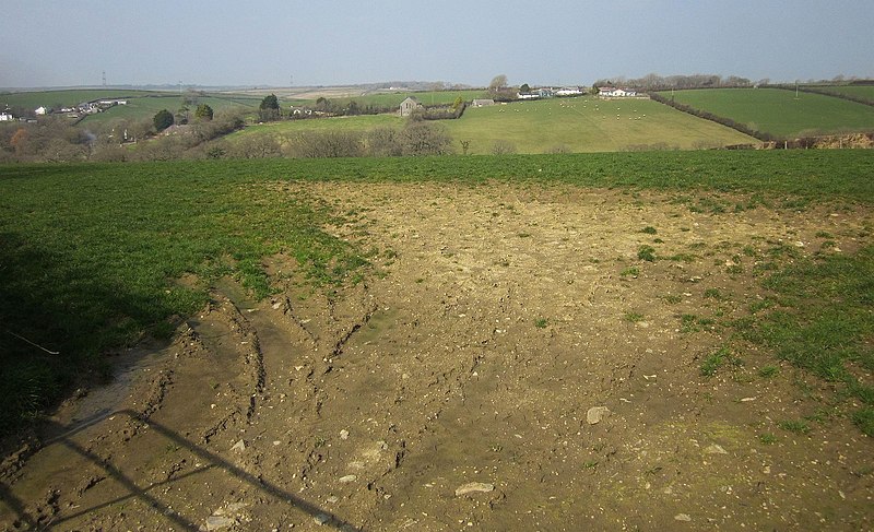 File:Towards Maxworthy - geograph.org.uk - 4396938.jpg