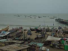 Traditional fishermen in Jamestown, Accra.jpg