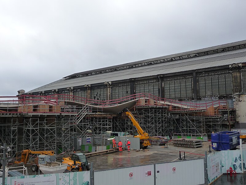 File:Travaux, gare d'Austerlitz en 2017 (32279816783).jpg