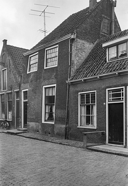 File:Voorgevels - Enkhuizen - 20070674 - RCE.jpg