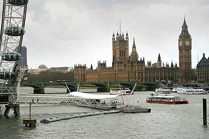 How to get to Waterloo Millennium Pier with public transport- About the place