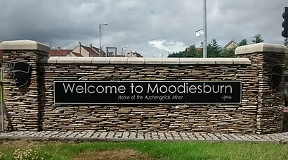 How to get to Moodiesburn with public transport- About the place