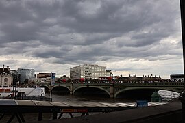 Westminster Bridge (August 2023) 01.jpg