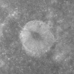 Wildt кратері AS17-M-1464.jpg