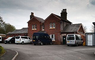 <span class="mw-page-title-main">Wilton South railway station</span> Former railway station in England