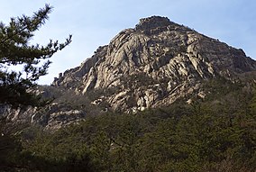 Wolchulsan gunung peak.jpg