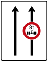 Zeichen 528–30 Fahrstreifentafel – ohne Gegenverkehr mit integriertem Zeichen 263 – zweistreifig in Fahrtrichtung