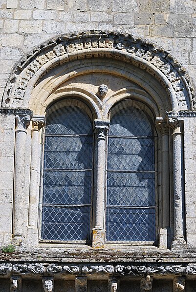 File:Église Saint-Nicolas de Blasimon 7.JPG