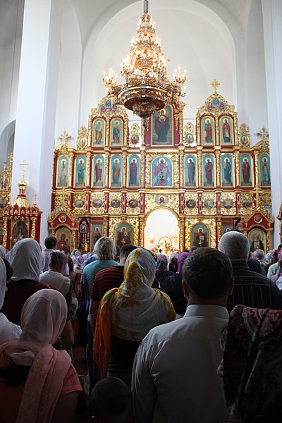 File:Іконостас-Пантелеймонівський собор (Київ).JPG