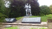 Пам’ятник воїнам-землякам, що розташований у центрі с. Яснопільщина.jpg