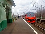 Экспресс Голутвин-Москва отъезжает от станции Москворецкая.JPG