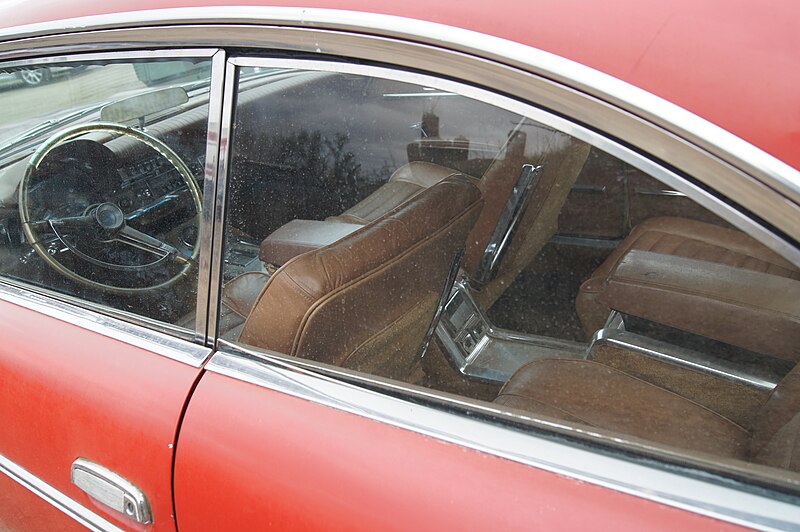 File:1962 Chrysler 300H (17474655676).jpg