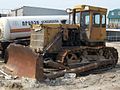 Tractor T-170 con equipo bulldozer DZ-171.1