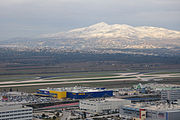 アテネ国際空港とマルコプロ